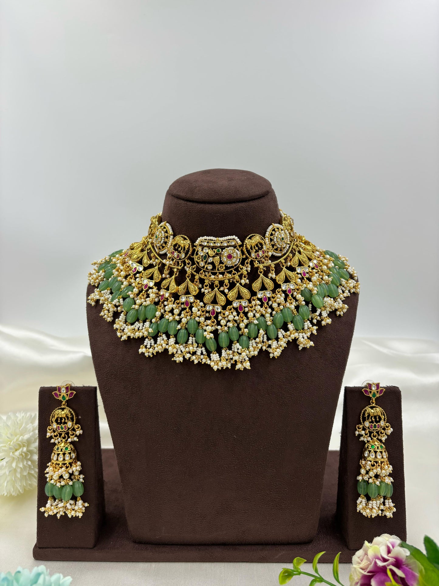 Mahira Premium Antique Gold Necklace Set