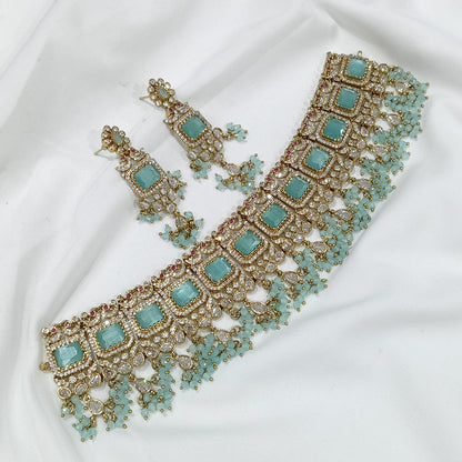 Nivisha Victorian Choker Necklace Set