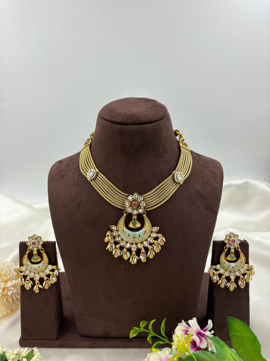 Kanth Chain Hasli Antique Gold Necklace Set