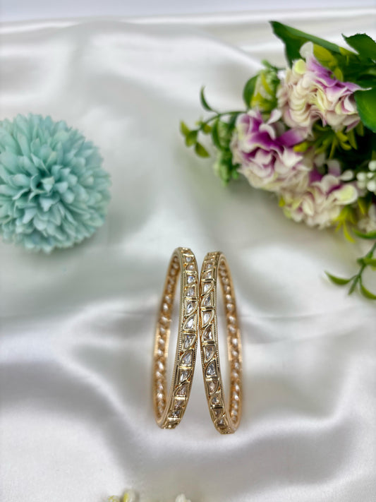 Sahana Moissanite Kundan Premium Bangles Set