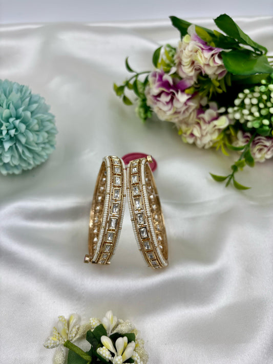 Bhavya Moissanite Kundan Premium Bangles Set