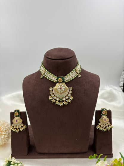Krisha Premium Antique Gold Choker Necklace Set