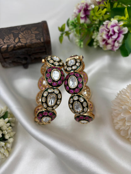 Iravi Premium Moissanite Kundan Bangles
