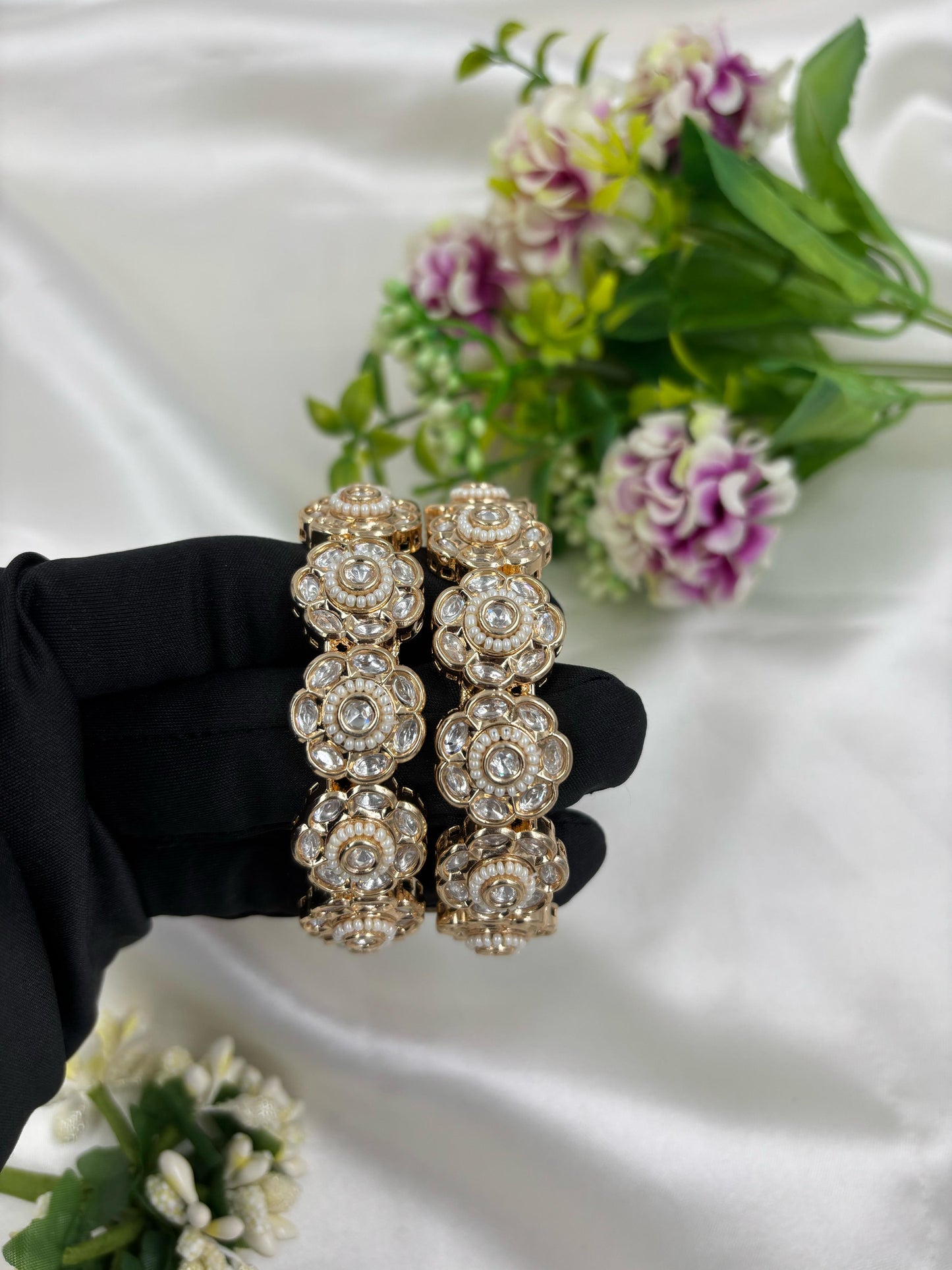 Viya Moissanite Kundan Premium Bangles Set