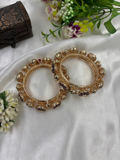 Riza Moissanite kundan Minakari Bangles Set