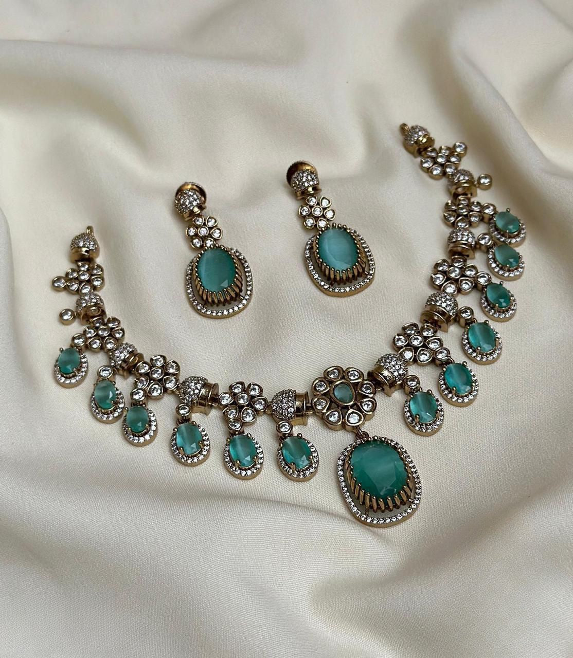 Zia Drop Victorian Necklace Setq