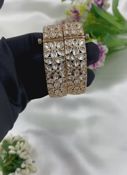 Manali Moissanite Kundan Bangles set
