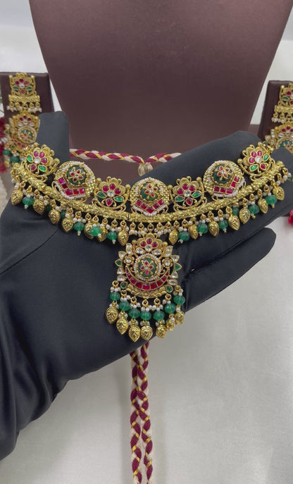 Swara Pachi Kundan Choker Necklace