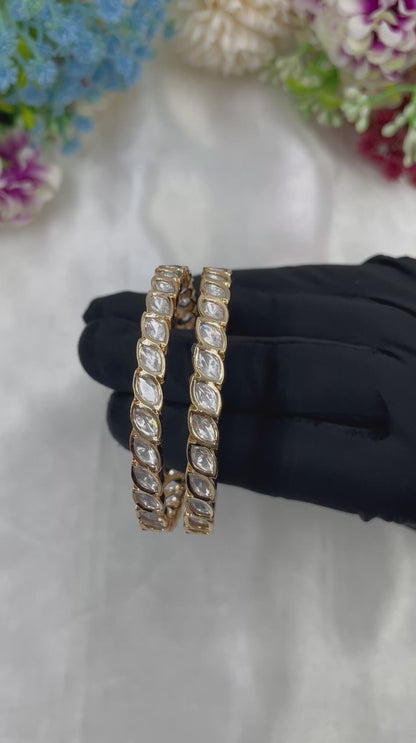 Bela Moissanite Kundan Bangles
