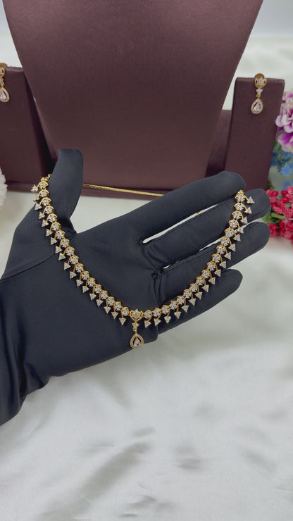 Deepti Traditional Delicate Necklace