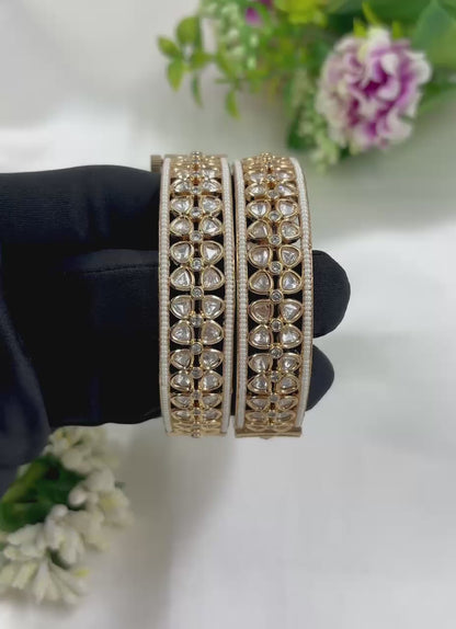 Jevi Moissanite Kundan Premium Bangles Set