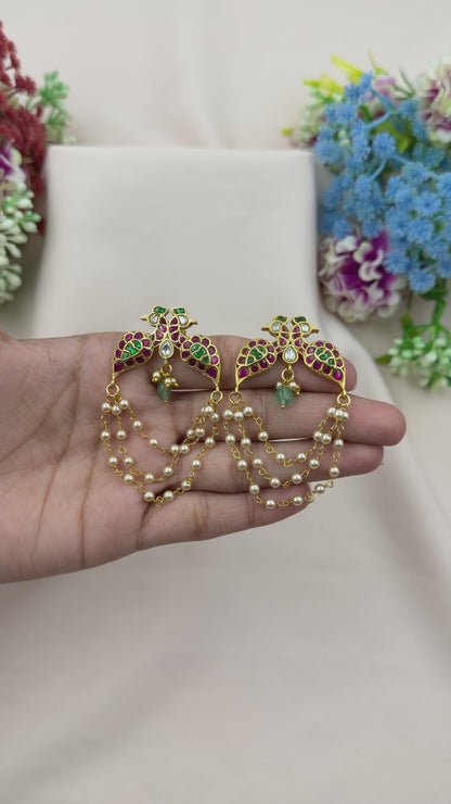Ketaki Pachi Kundan Earcuff