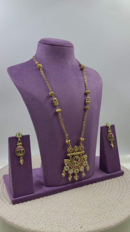 Viha Traditional Long Necklace Set