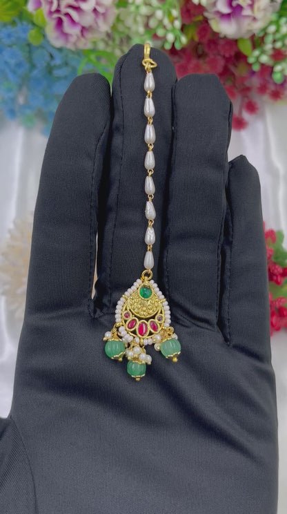 Chaya Pachi Kundan Tika
