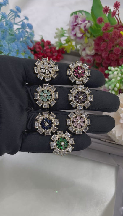 Urvi Victorian Ad Ring