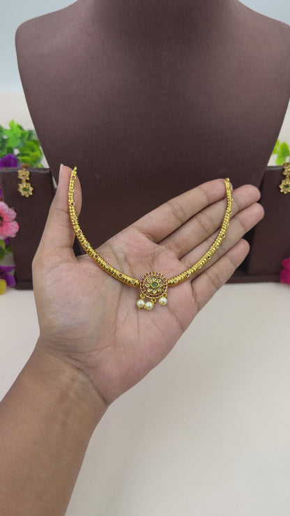Rida Traditional Hasli Necklace