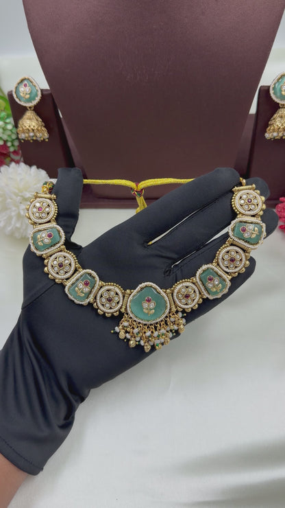 Amara Emerald Elegance Necklace