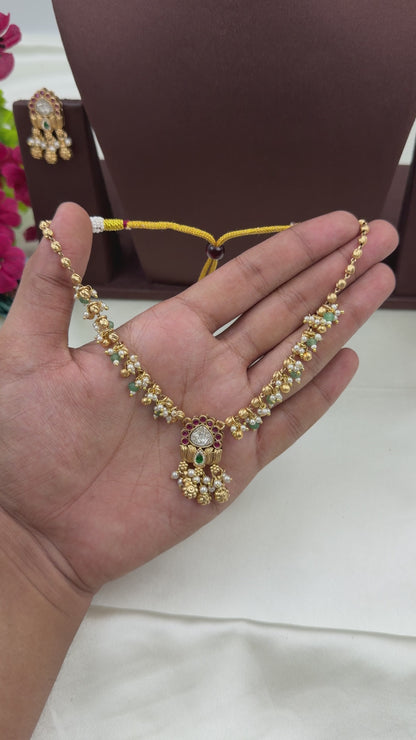 Hemanshi Chorski Necklace Set