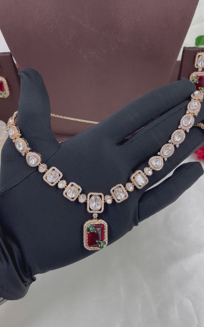 Suhani Single Line Moissanite Kundan Necklace.