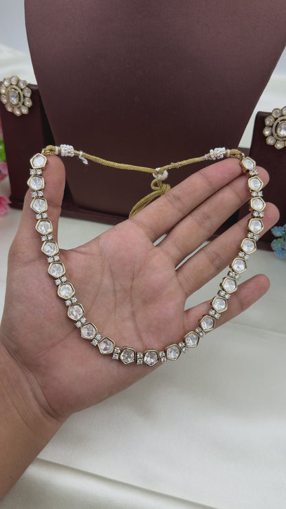 Garima Victorian Delicate Necklace Set