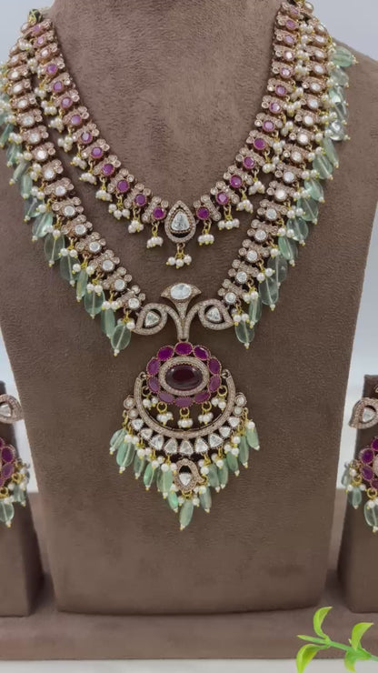 Viva Premium Antique Rose VictorianNecklace Set