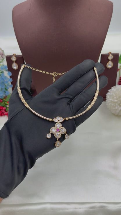 Hailey Moissanite Hasli Necklace