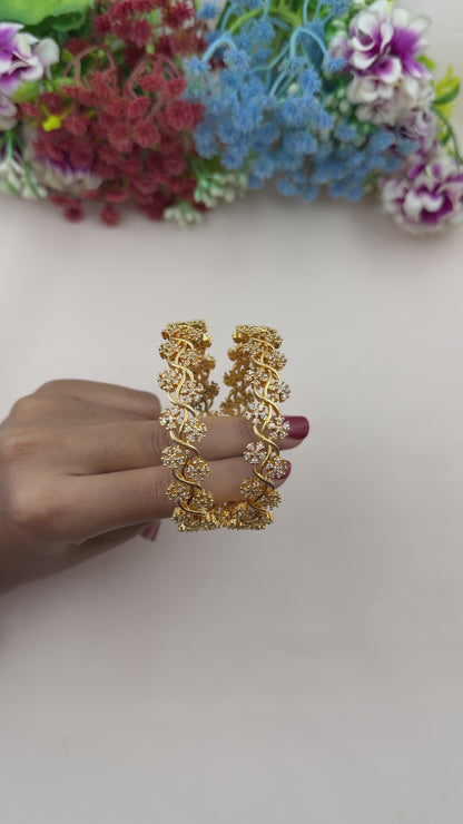 Nikita Premium Golden Bangles