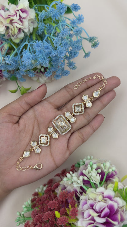 Gowri Moissanite Bracelet (Adjustable)