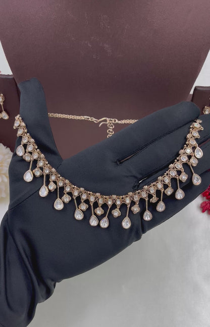 Siya Dangling Moissanite Kundan Necklace
