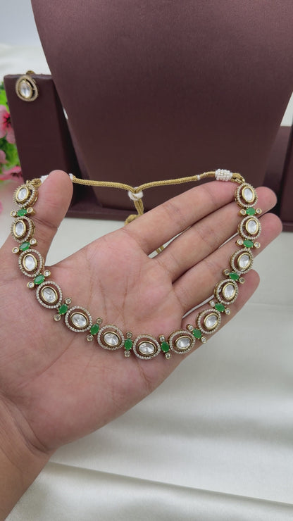 Kaashvi Victorian Delicate Necklace Set
