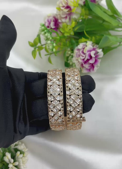 Jivi Moissanite Kundan Premium Bangles Set