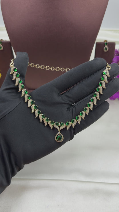 Zoya Victorian Delicate Necklace