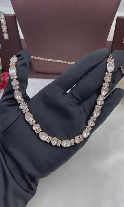 Falak Moissanite Necklace