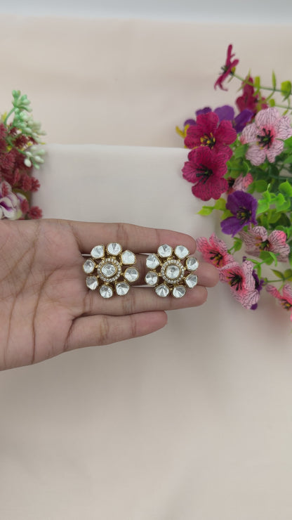 Prapti Petal Kundan Earring