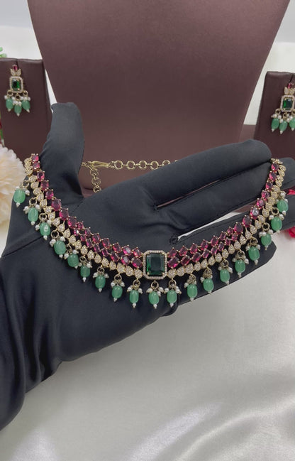 Kavita Victorian Premium Necklace