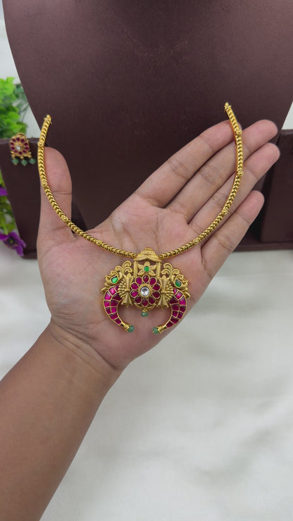 Ritvi Heritage Necklace Set