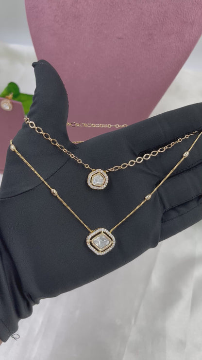 Velina Vogue Chain Pendant