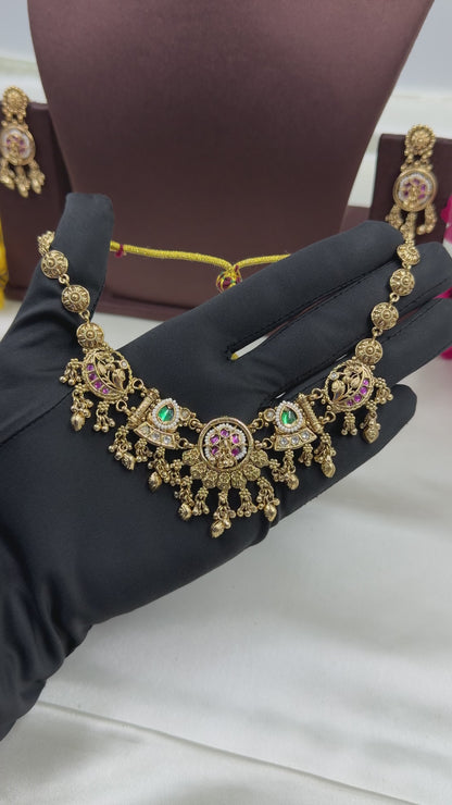 Unnati Heritage Delicate Necklace Set