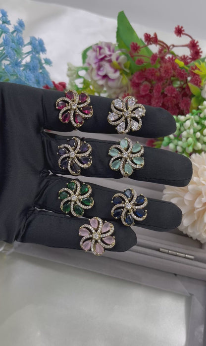 Avni Victorian Ad Ring