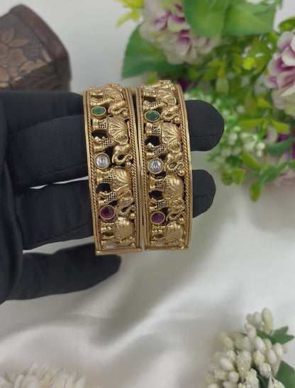 Kanchan Premium Heritage Bangles