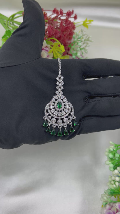 Disha American Diamond Mang Tika