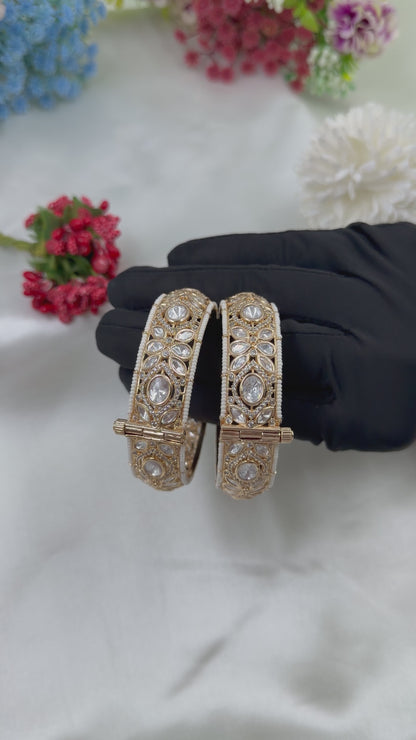 Indu Moissanite Bangles (Openable)
