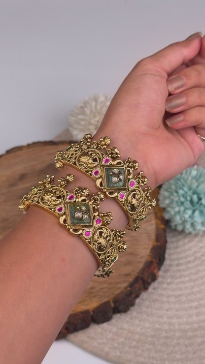 Saanvi Chorski Bangles (Openable)