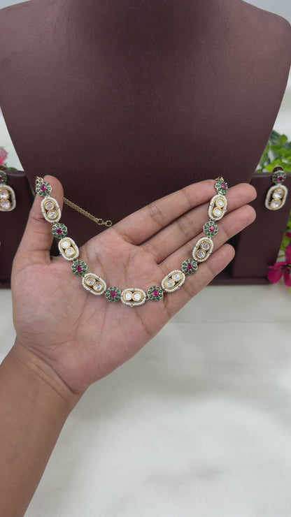 Manvi Victorian Delicate Necklace Set