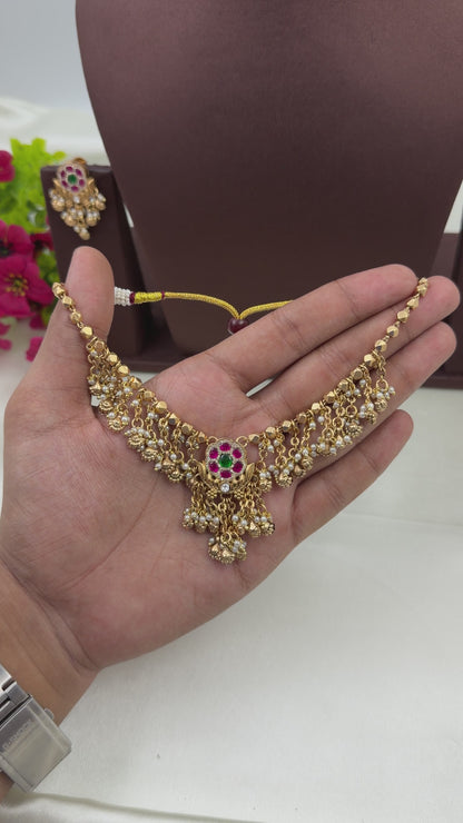 Naira Chorski Necklace Set