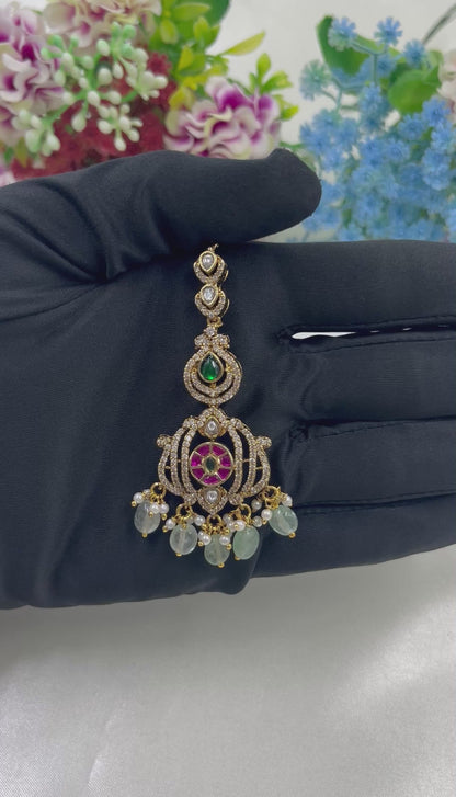 Varsha Victorian Mang Tika