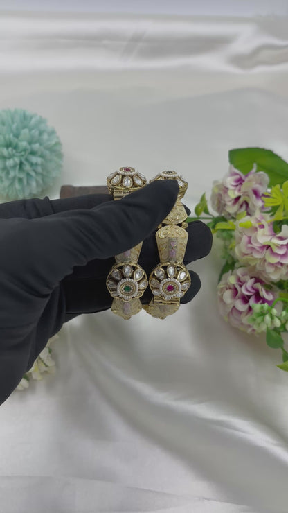 MINA KARI ANTIQUE GOLD PREMIUM BANGLES