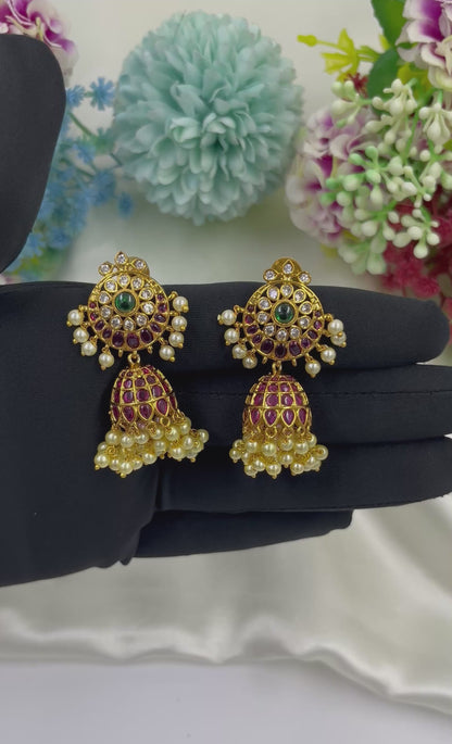 Sarika Traditional Jumka
