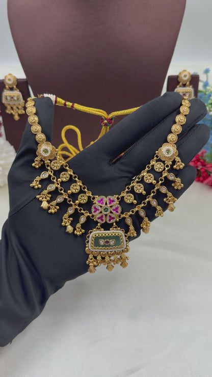 Yogita Heritage Chorski Delicate Necklace