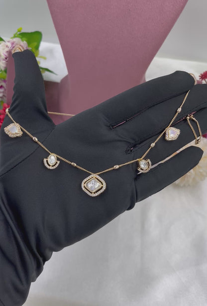 Juhi Moissanite Chain Necklace